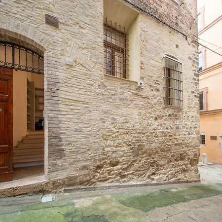 Апартаменты In The Historic Center Of *